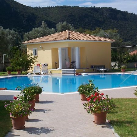 Iliaktida Studio-Villas Frinion Bilik gambar