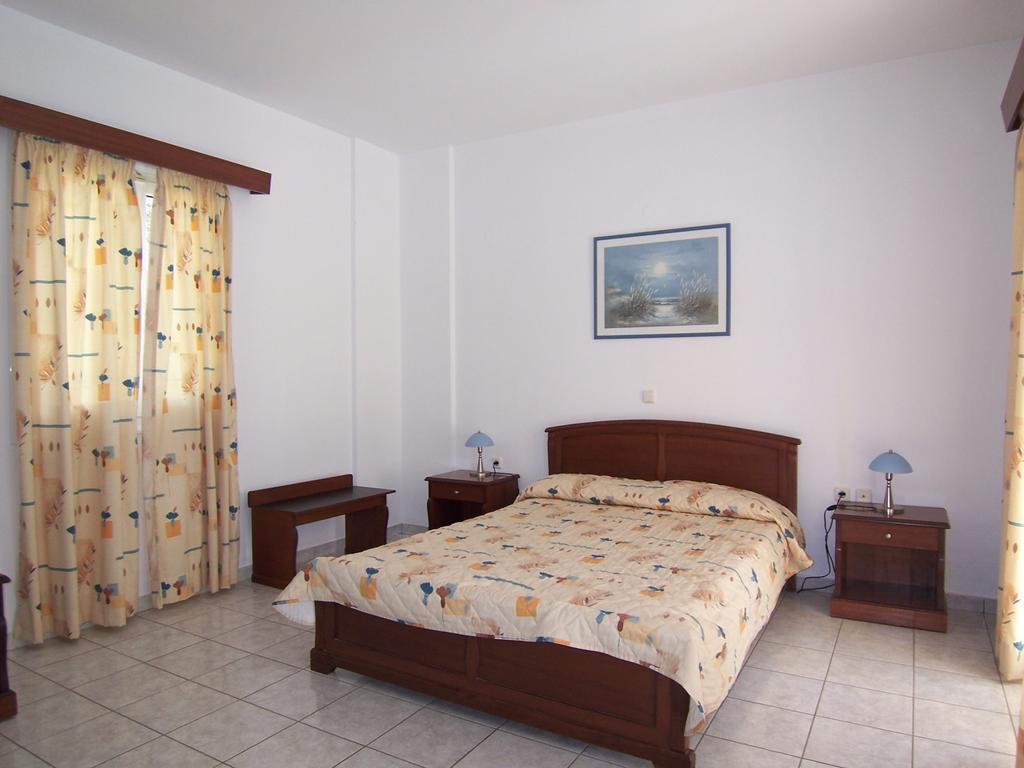 Iliaktida Studio-Villas Frinion Bilik gambar