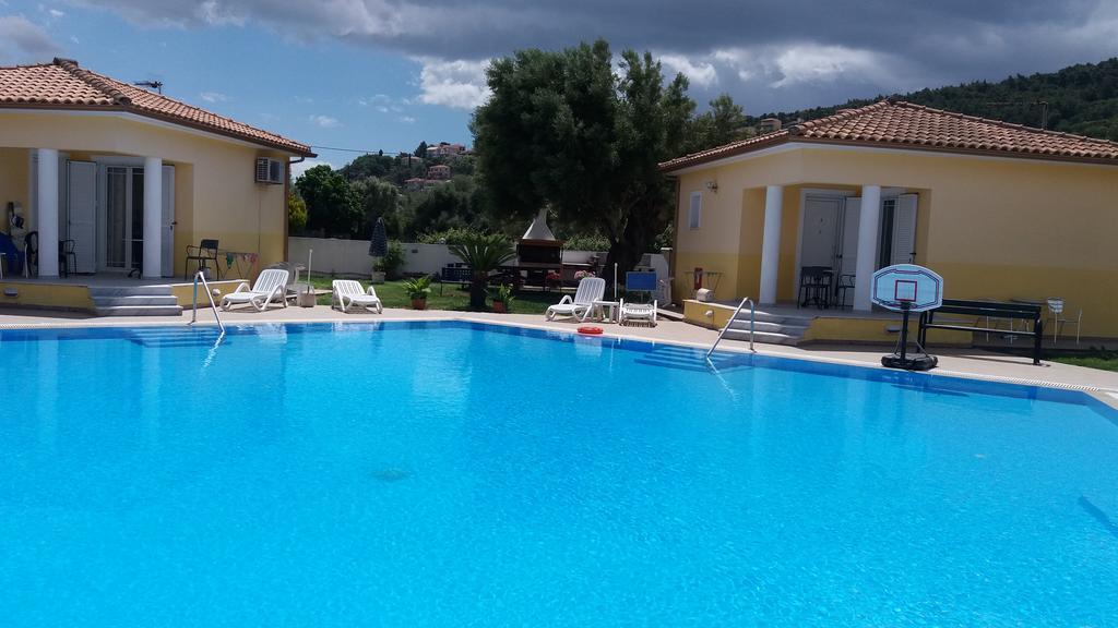 Iliaktida Studio-Villas Frinion Luaran gambar
