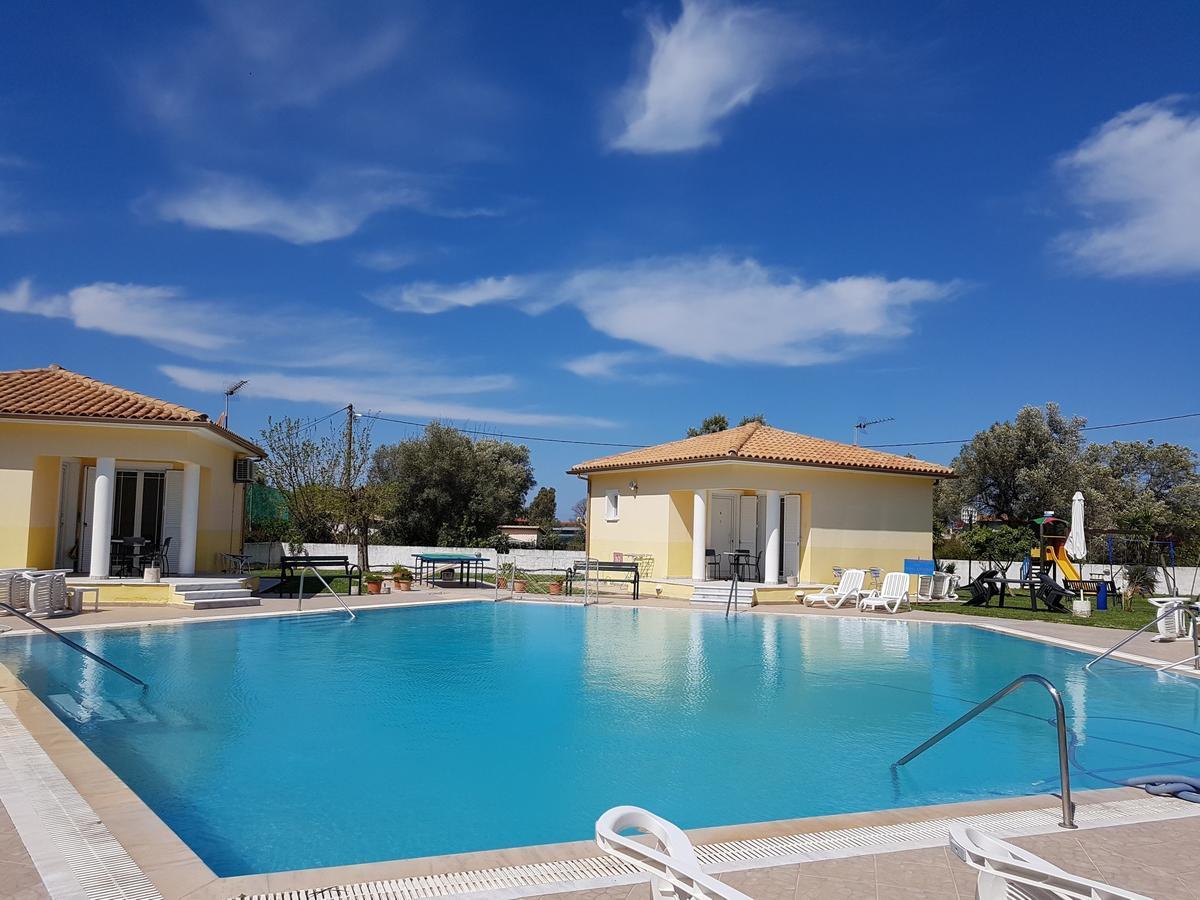 Iliaktida Studio-Villas Frinion Luaran gambar