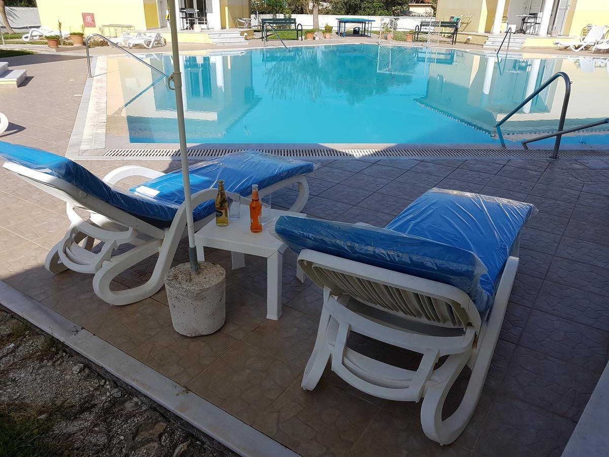Iliaktida Studio-Villas Frinion Luaran gambar